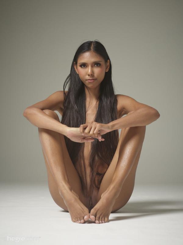 Allie Asia Hegre'nin ilk çıkışı #22